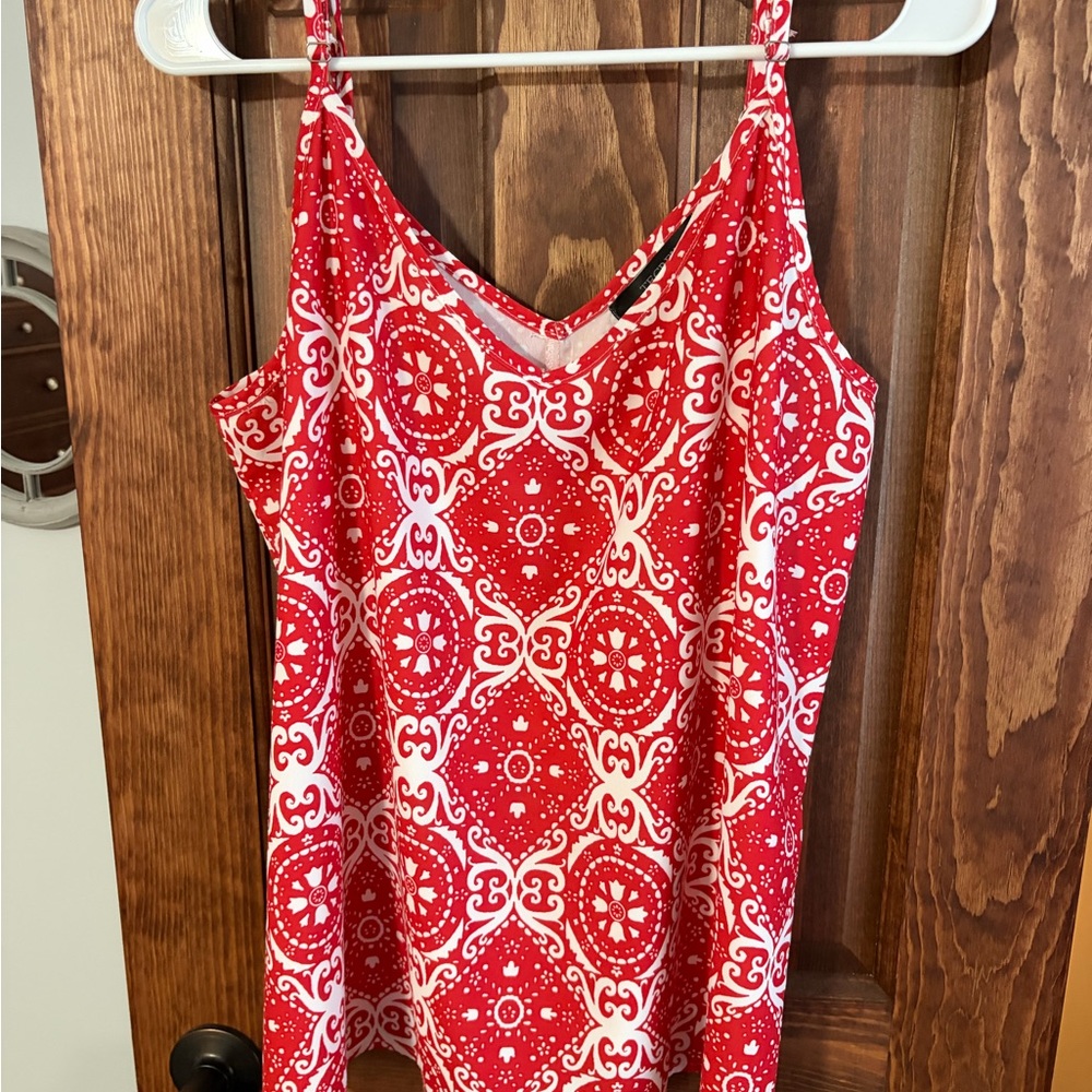 Red and White Patterned Sleeveless Top